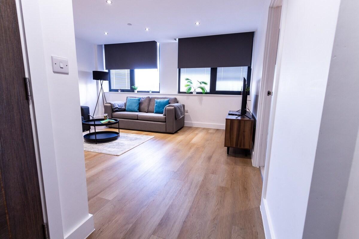 Trendy Apt in the Heart of MCR3