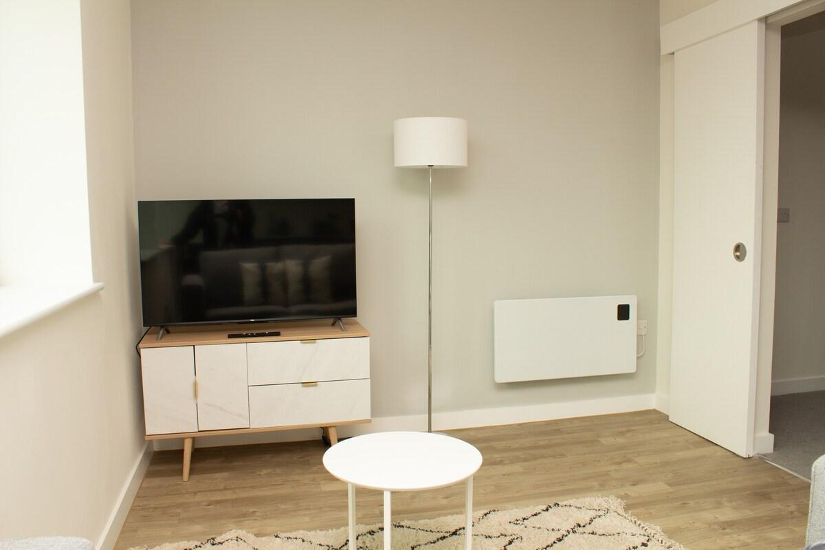 Dashing 1BR Penthouse near MCR Stadiums4